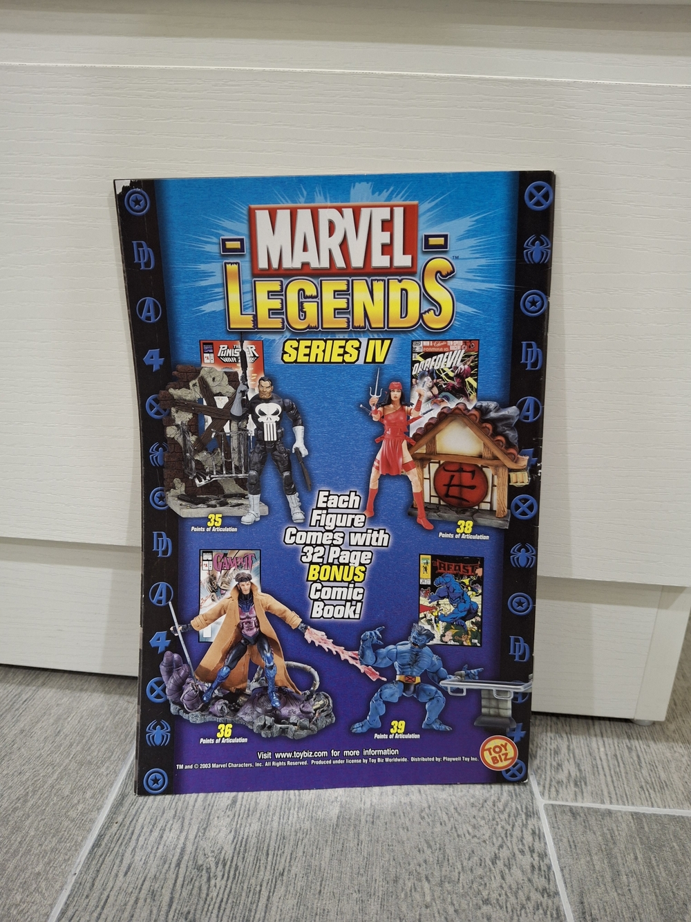 Comic Book Set - Picture 15 of 15